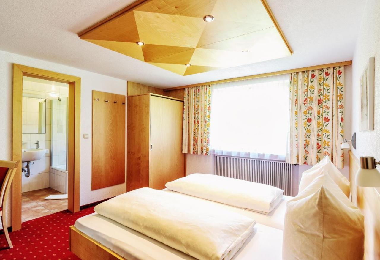 Pension Uga Дамульс Экстерьер фото