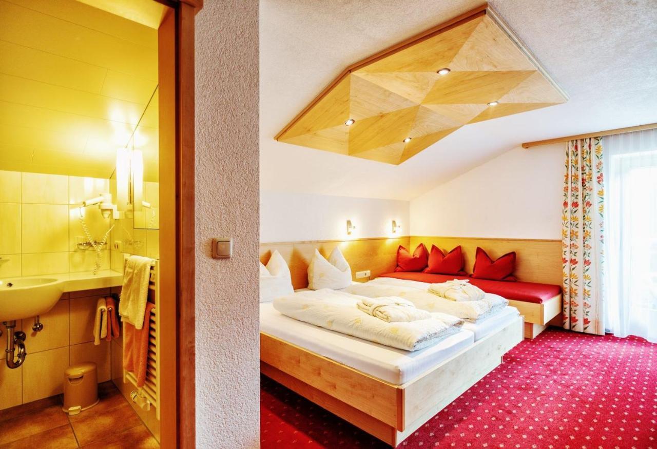 Pension Uga Дамульс Экстерьер фото