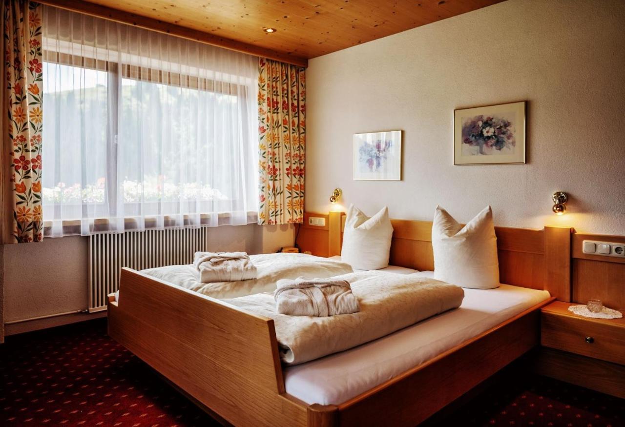 Pension Uga Дамульс Экстерьер фото