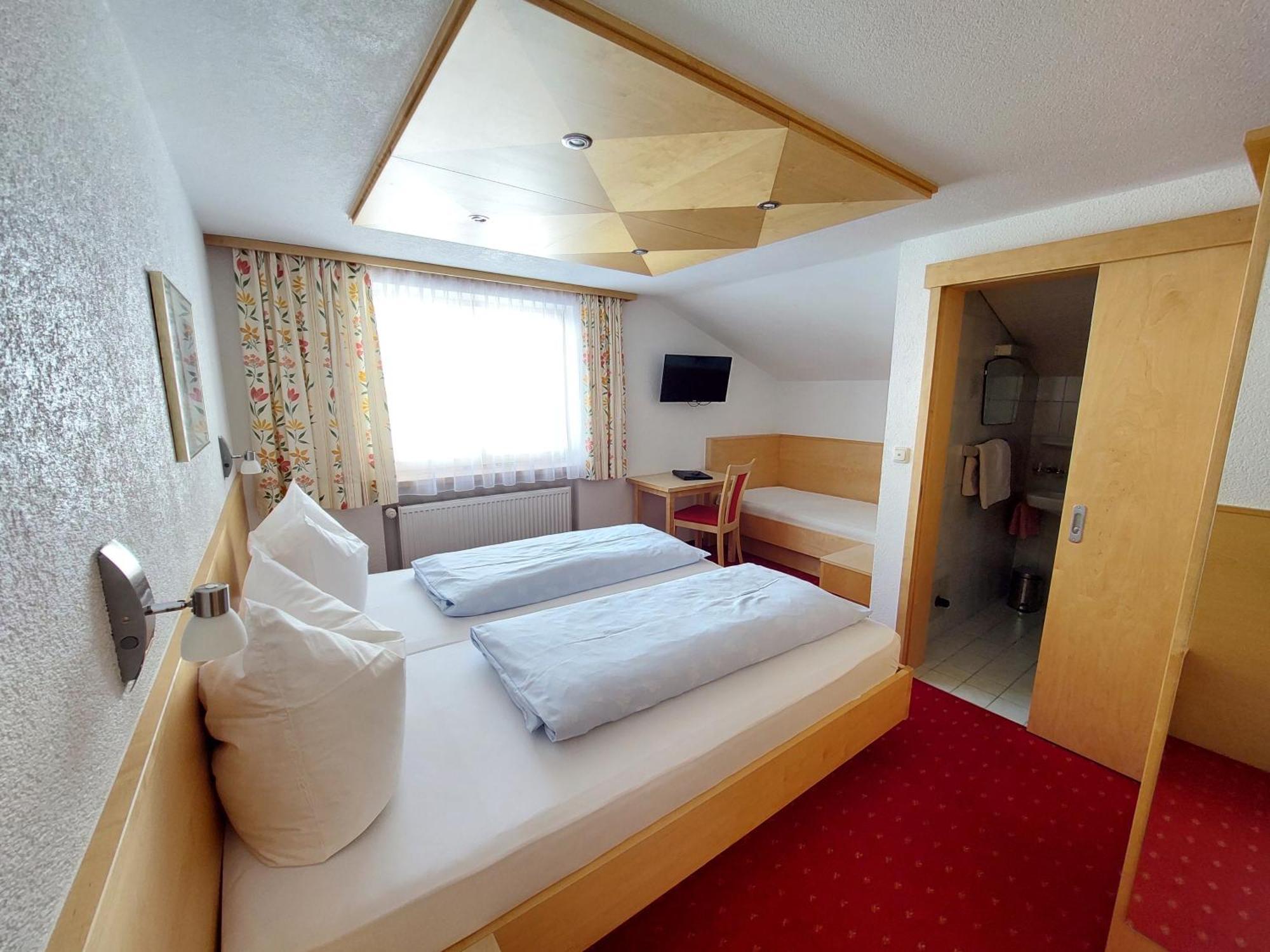 Pension Uga Дамульс Экстерьер фото